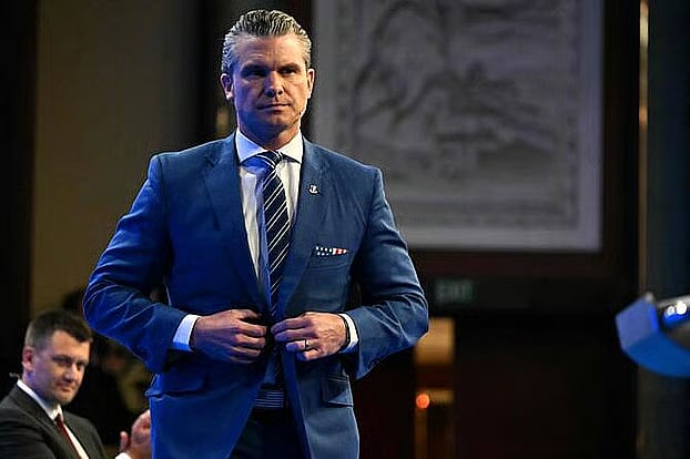 ইরানের ক্ষেপণাস্ত্র যুক্তরাষ্ট্রের জন্য হুমকি নয়, এত দিন পর কেন এমন স্বীকারোক্তি হেগসেথের