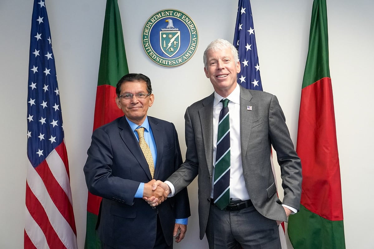 রাশিয়ার জ্বালানি কিনতে যুক্তরাষ্ট্রের ছাড় চেয়েছে বাংলাদেশ