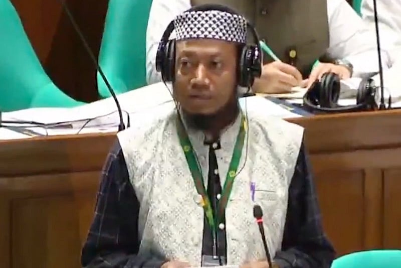 কুষ্টিয়ায় প্রায় ১০০ কোটি টাকার সম্পদ পড়ে আছে: সংসদে আমির হামজা