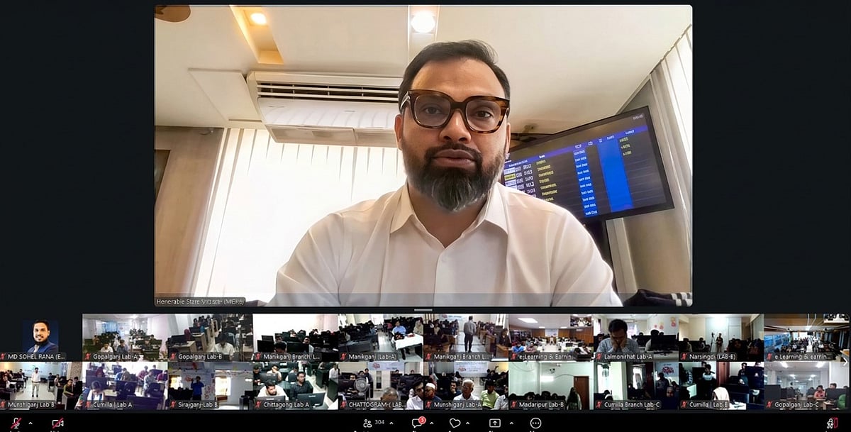 ৬৪ জেলায় ফ্রিল্যান্সিং প্রশিক্ষণ কোর্সের উদ্বোধন করলেন যুব ও ক্রীড়া প্রতিমন্ত্রী