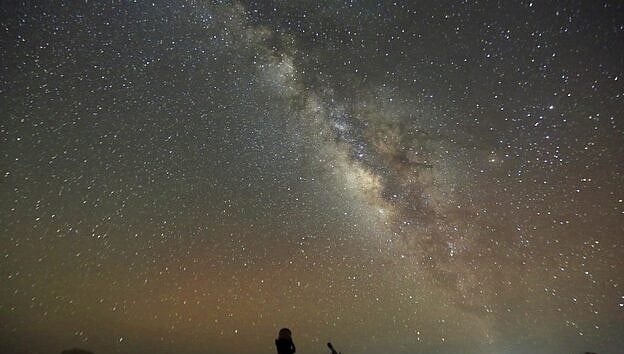 ১৫ এপ্রিল পর্যন্ত বাংলাদেশের আকাশে দেখা যাবে মহাজাগতিক উৎসব