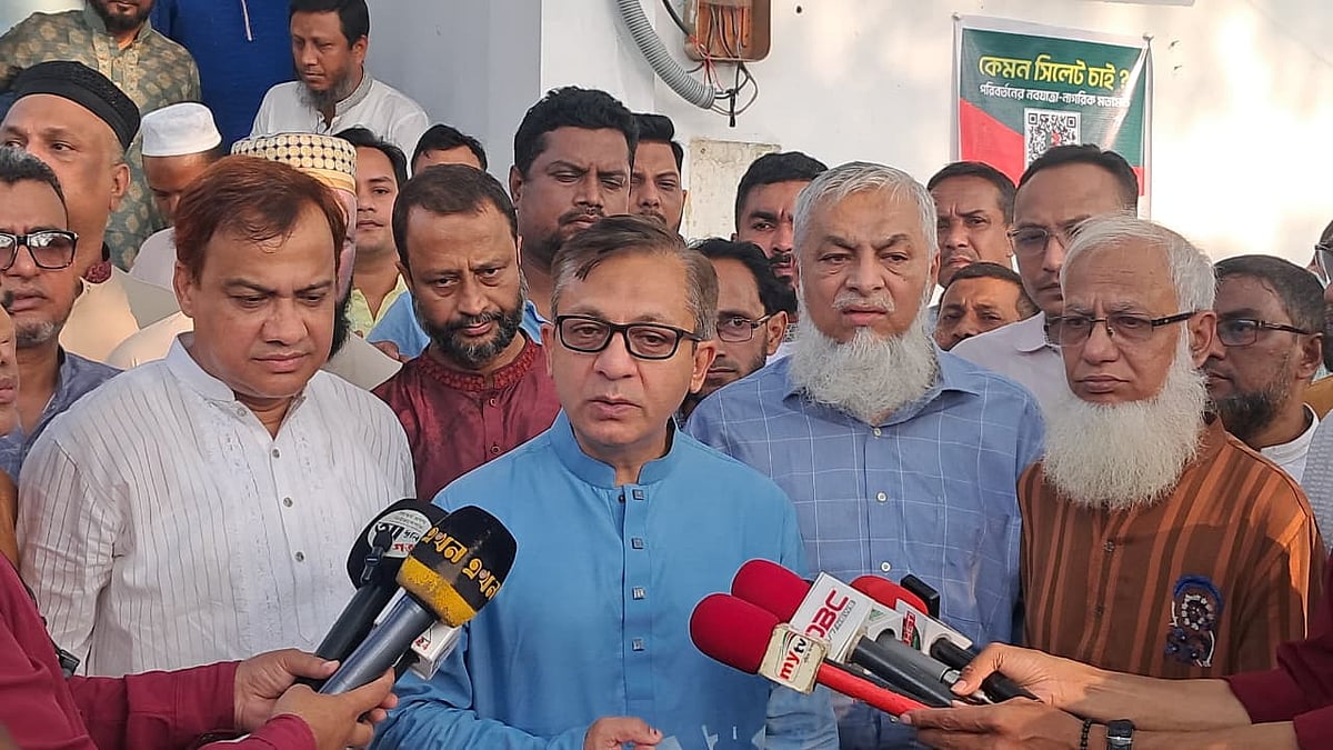 জ্বালানি সাশ্রয়ের আহ্বান জানিয়ে বাণিজ্যমন্ত্রী বললেন, আতঙ্কিত হওয়ার কিছু নেই