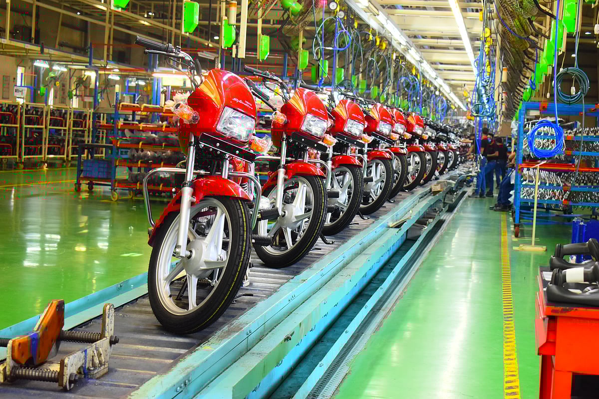 বাংলাদেশের যাতায়াত ব্যবস্থায় একযুগে এইচএনবিএল