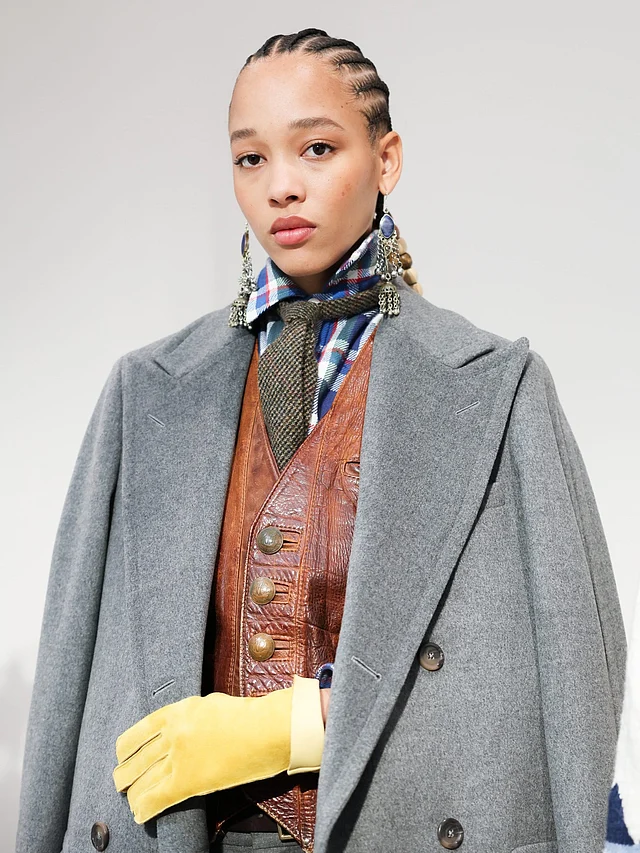 মিনিমাল বা ম্যাক্সিমাল, ক্লাসি কিংবা এক্সপেরিমেন্টাল সবার জন্যই এখন ফ্যাশন, সবার জন্যই ট্রেন্ড