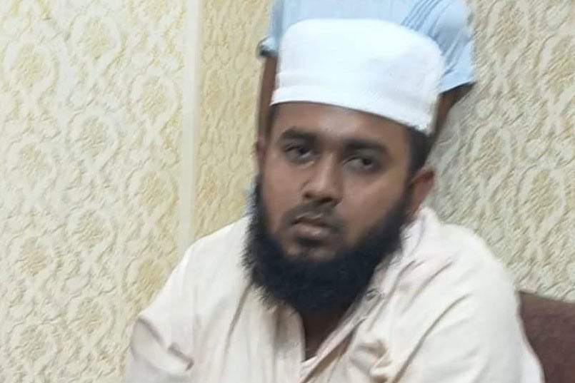 ছাত্রকে ধর্ষণচেষ্টার অভিযোগে মাদ্রাসাশিক্ষক গ্রেপ্তার