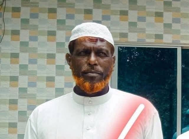 চকরিয়ায় নিজের মাছের ঘেরের পাশেই পড়ে ছিল মালিকের লাশ