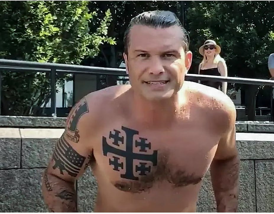 তিলে তিলে গড়া নৈতিক বিশ্বব্যবস্থা ভাঙতেই কি এই ‘ধর্মযুদ্ধ’