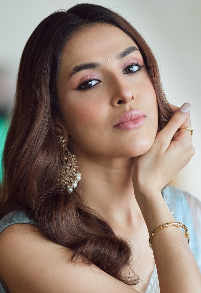 ঘরে বানানো সহজ ৪টি মাস্কেই পাবেন দাগ-ছোপবিহীন ন্যাচারাল গোলাপি ঠোঁট