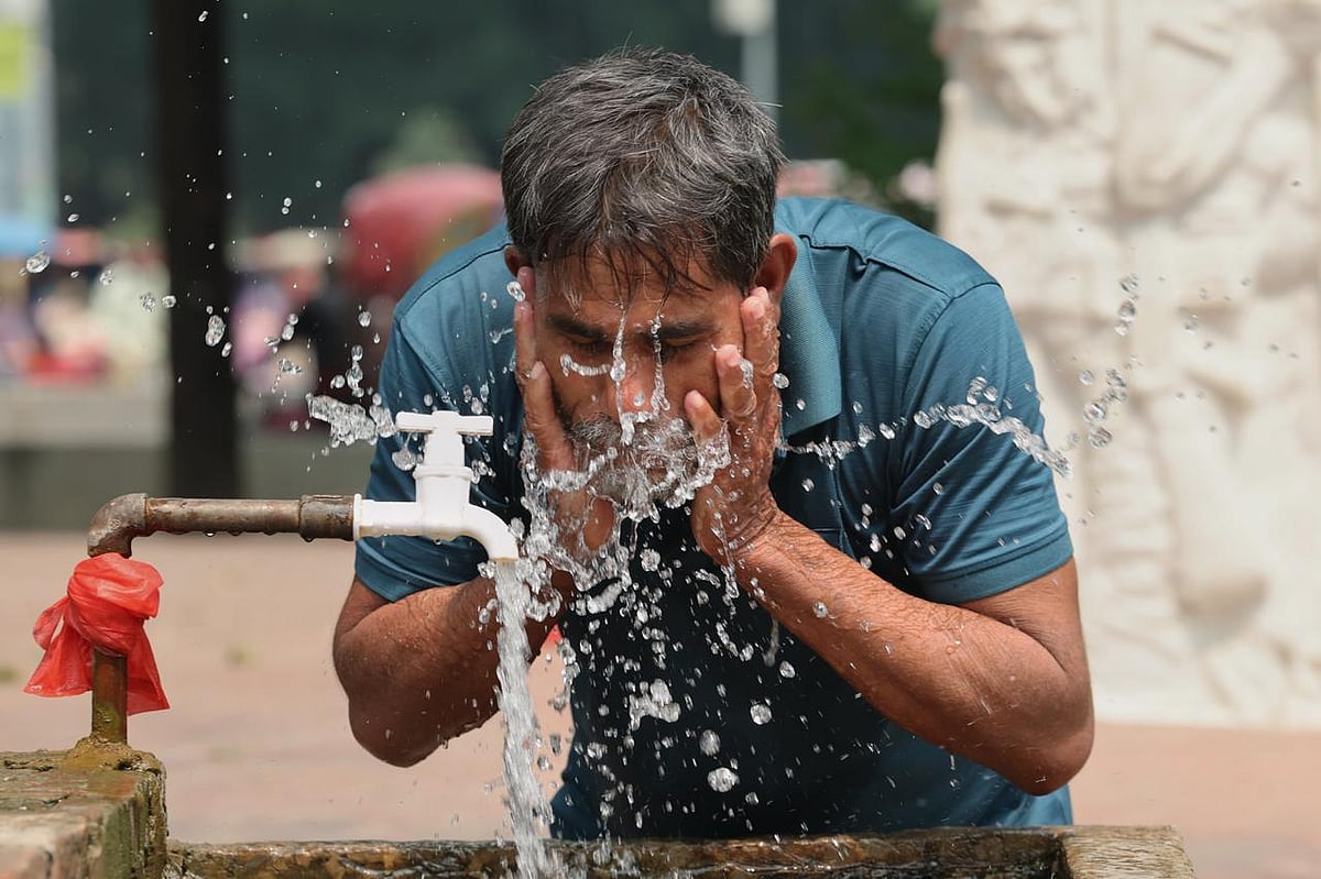 তাপপ্রবাহের এলাকা কমে এল, রাজধানীতেও তাপমাত্রা কমল