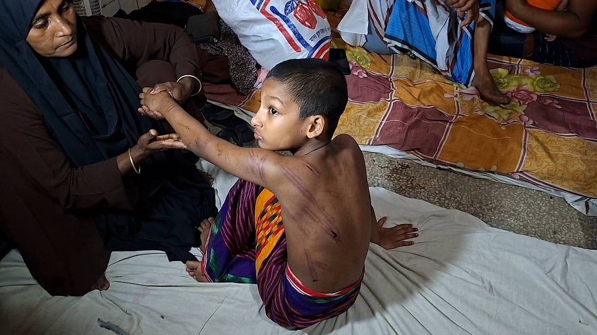 নরসিংদীতে গোসল করতে না চাওয়ায় শিশুশিক্ষার্থীকে বেধড়ক পিটুনি, মাদ্রাসাশিক্ষক আটক