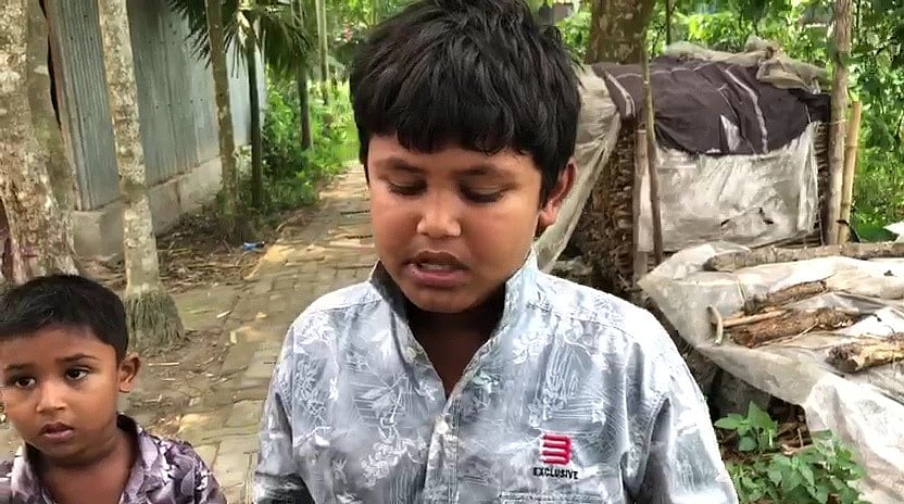 মায়ের আত্মহত্যার প্ররোচনার অভিযোগে বাবা কারাগারে, বাড়িতে অসহায় ২ শিশু