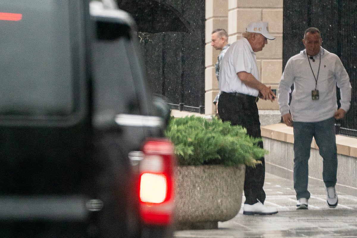 এবার পুরো ইরান উড়িয়ে দেওয়ার হুমকি দিলেন ট্রাম্প