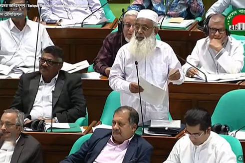 সড়ক পরিবহনমন্ত্রী আ.লীগের মন্ত্রীদের মতো উত্তর দিয়েছেন: বিএনপির সংসদ সদস্য মনিরুল হক চৌধুরী