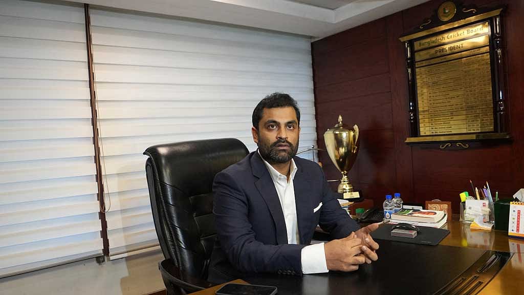 বিসিবির পরিচালনা পর্ষদ বিলুপ্ত, তামিম অ্যাডহক কমিটির প্রধান