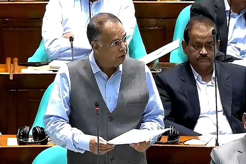 এপ্রিলে জ্বালানিসংকট কীভাবে কাটবে? জানালেন জ্বালানিমন্ত্রী