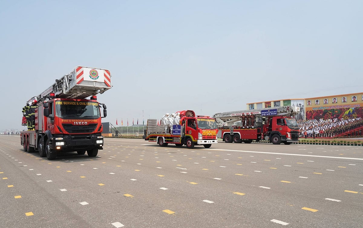 ফায়ার সার্ভিসে ১৯৭ পদে বড় নিয়োগ, আবেদন শেষ ৯ মে