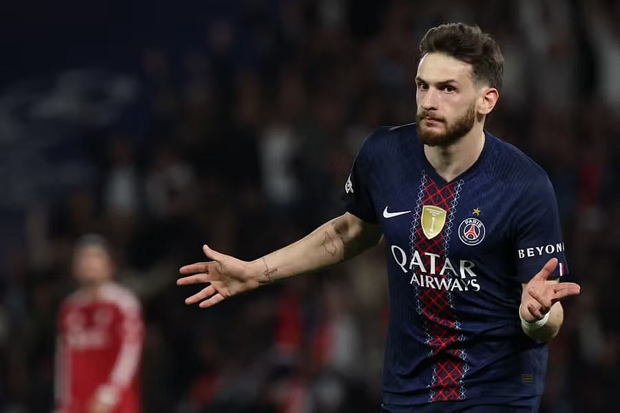 কাভারাডোনা–জাদু, পিএসজির জয়, লিভারপুলের দুর্দশা চলছেই