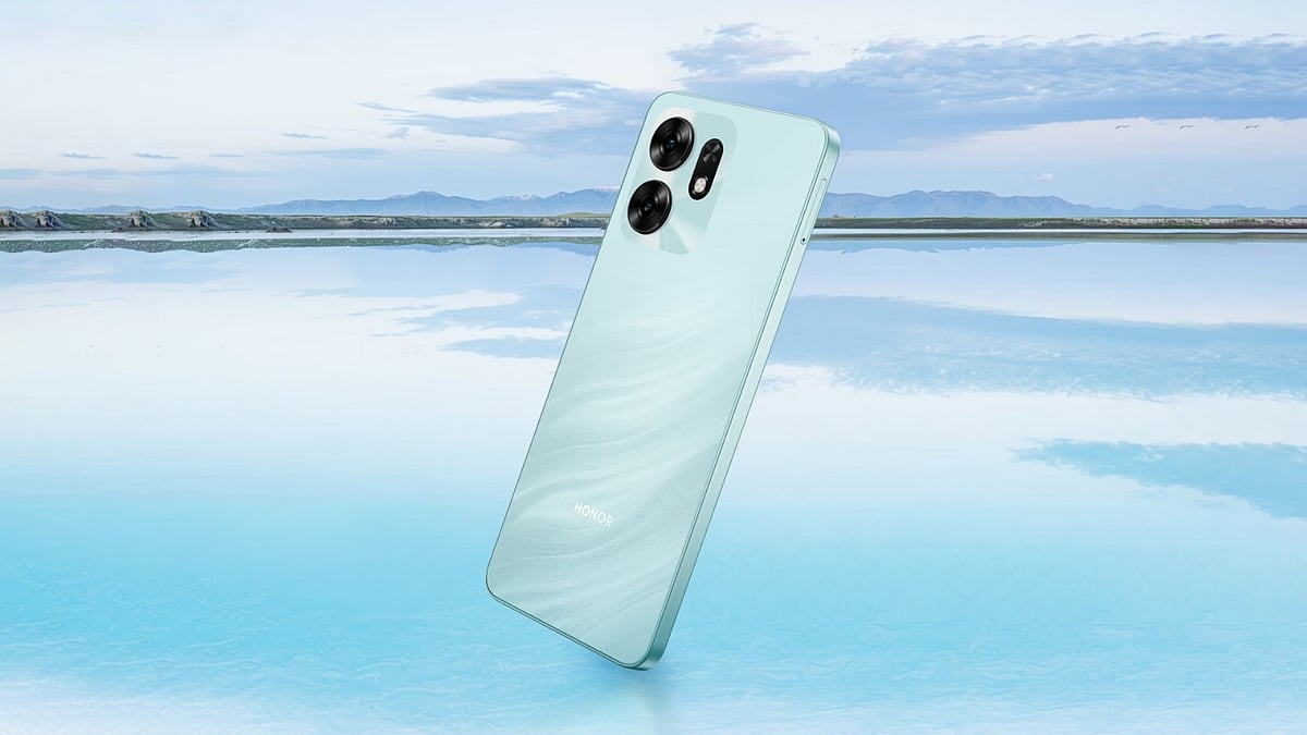 শক্তিশালী প্রসেসরে চলা এই স্মার্টফোনের ব্যাটারি দীর্ঘদিন ভালো থাকে