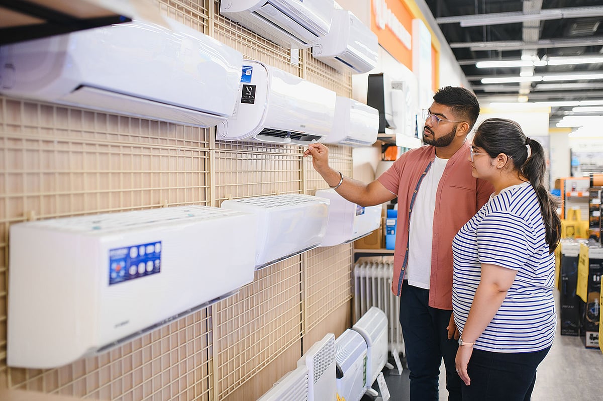 বাজেট বনাম প্রয়োজন: আপনার ঘরের জন্য মানানসই এসি কোনটি