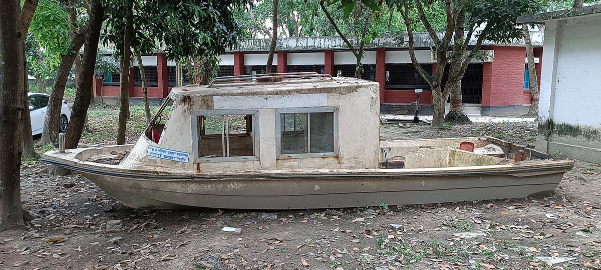 বেড়ায় ১৩ বছরে এক দিনও নৌ অ্যাম্বুলেন্সের সেবা পাননি চরবাসী