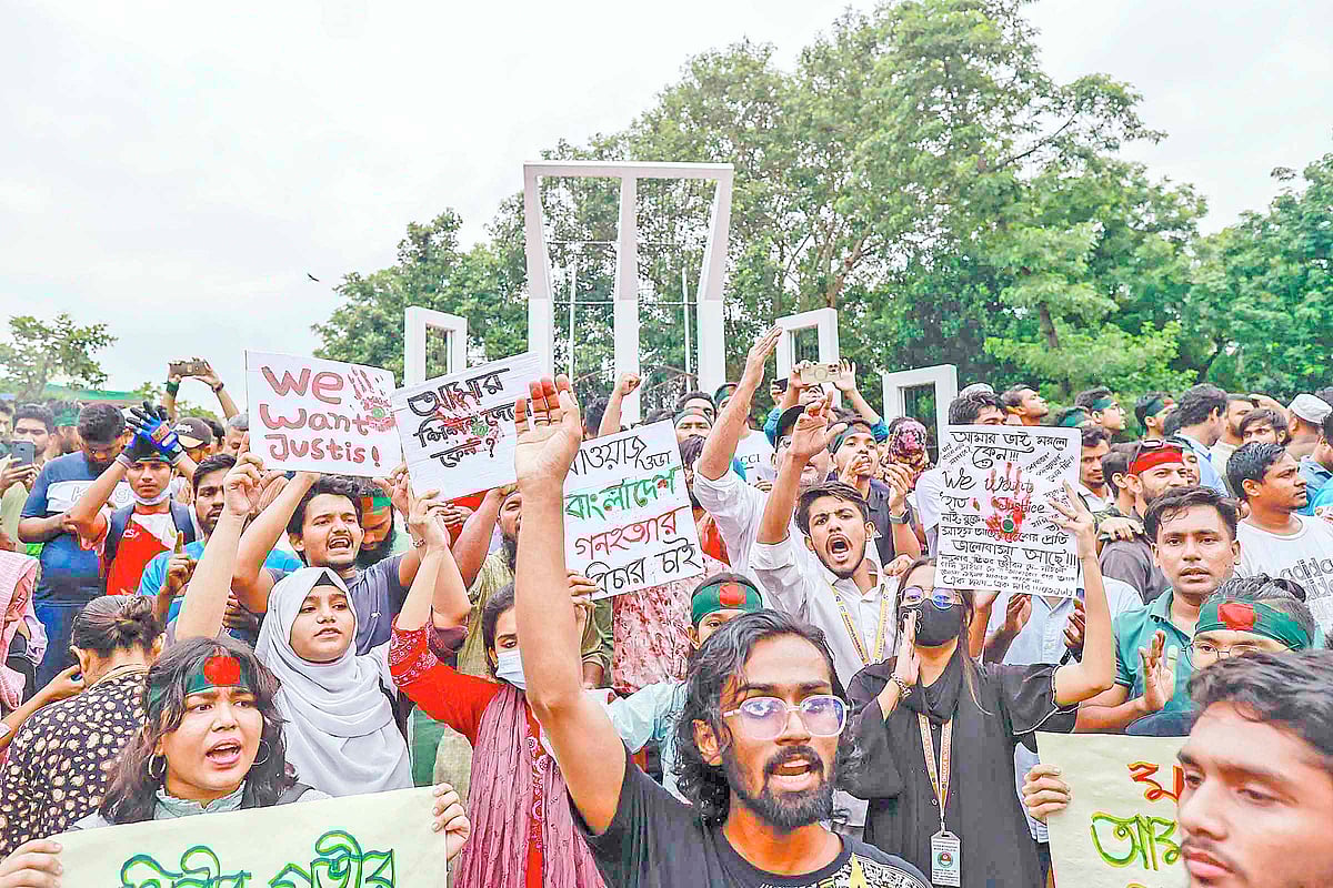 এই ‘হতাশা’র সময়ে আমরা কী করব
