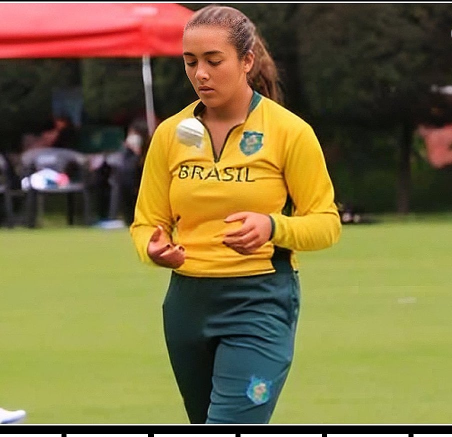 ৯ উইকেট নিয়ে ব্রাজিল পেসারের বিশ্বরেকর্ড