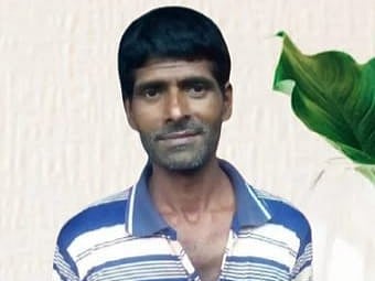 মোটরসাইকেল নিয়ে বাজারে যাচ্ছিলেন দোকানি, ট্রাক্টরের চাপায় প্রাণ গেল