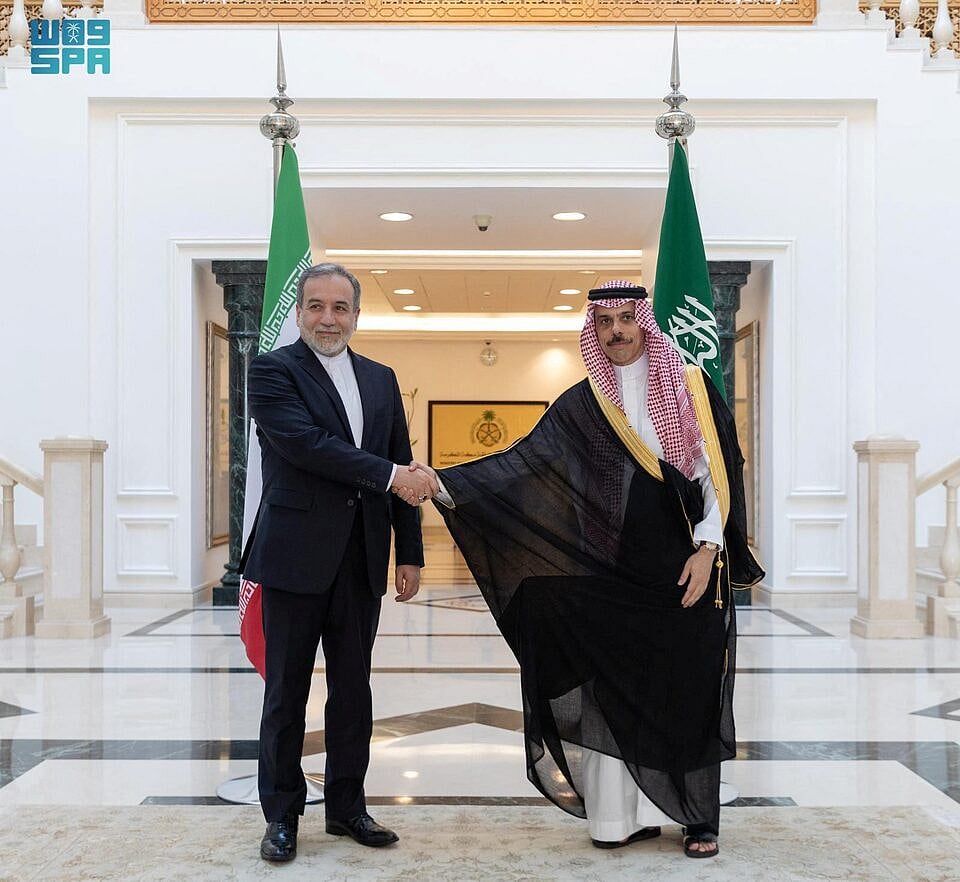 সৌদি–ইরান পররাষ্ট্রমন্ত্রীর ফোনালাপ, কী কথা হলো