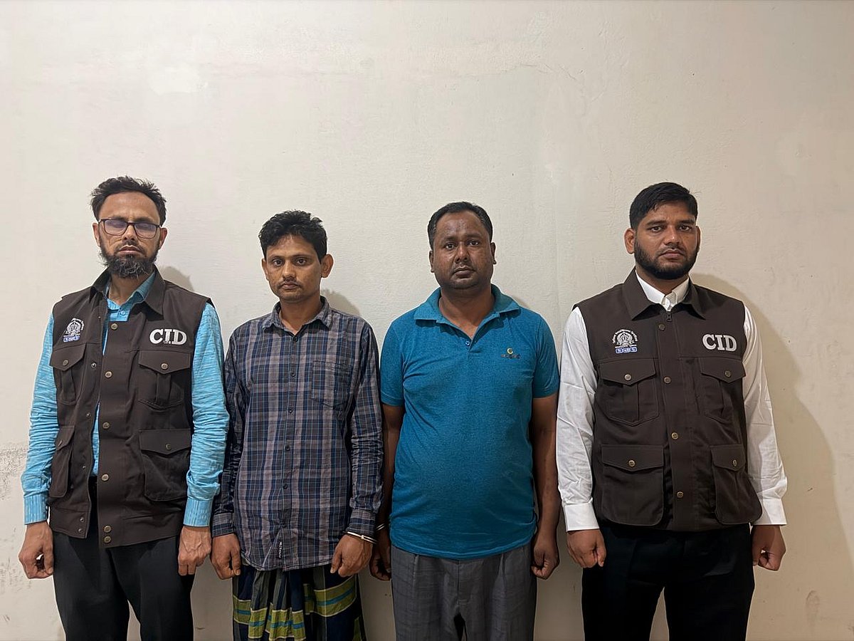 হোয়াটসঅ্যাপে বেশি মুনাফার লোভ দেখিয়ে একজনের ৮৬ লাখ টাকা নিয়েছেন তাঁরা