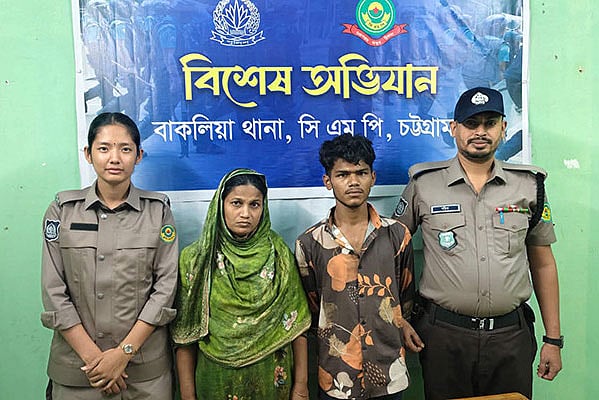 মাকে মারতে দেখে কাঁদছিল শিশু, দেয়ালে ছুড়ে মেরে হত্যা করলেন বাবা