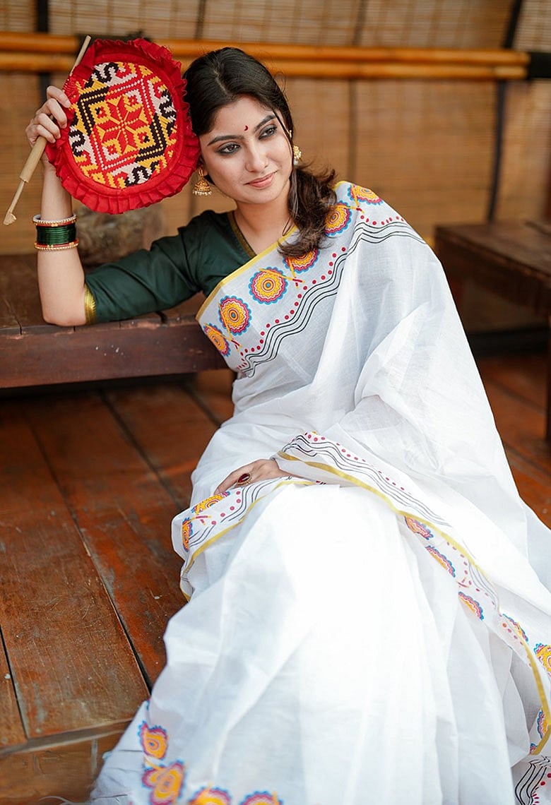 হালকা সাজে স্নিগ্ধতা ছড়াক এবারের বৈশাখ