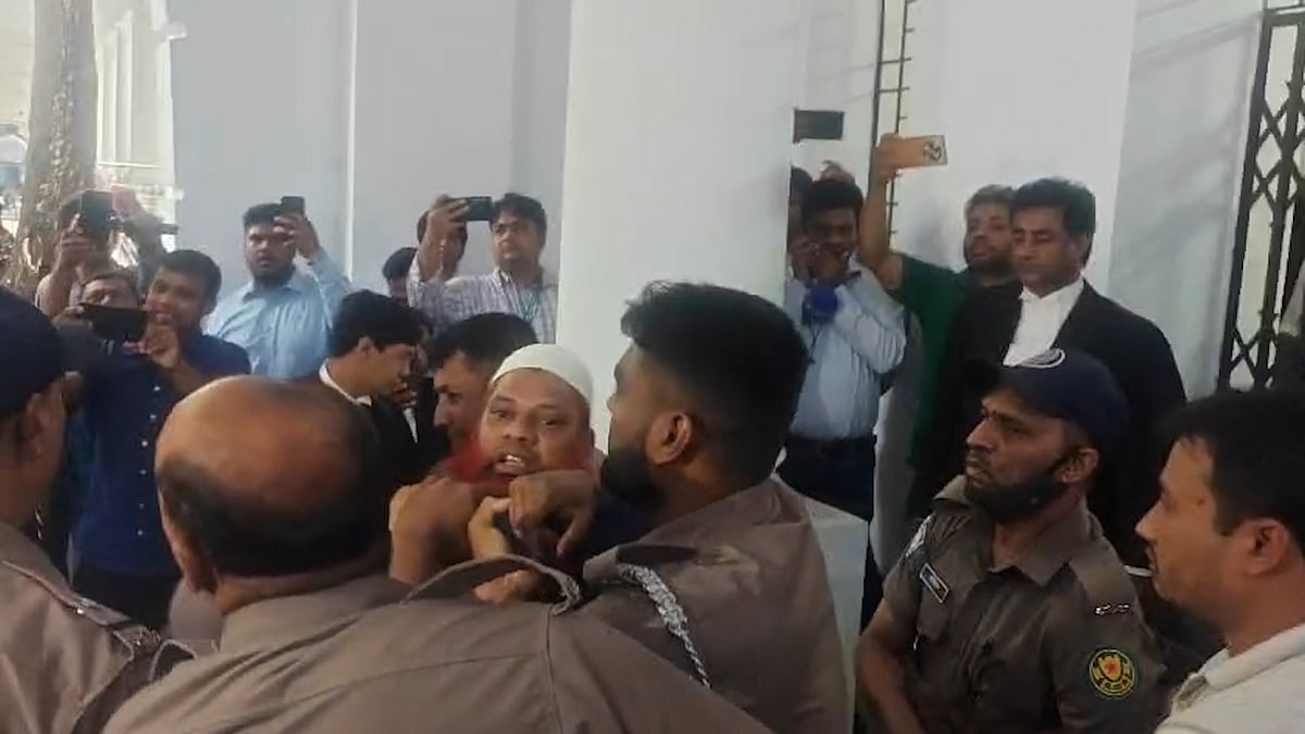 শহীদ আবু সাঈদ হত্যা মামলায় সাবেক দুই পুলিশের মৃত্যুদণ্ড