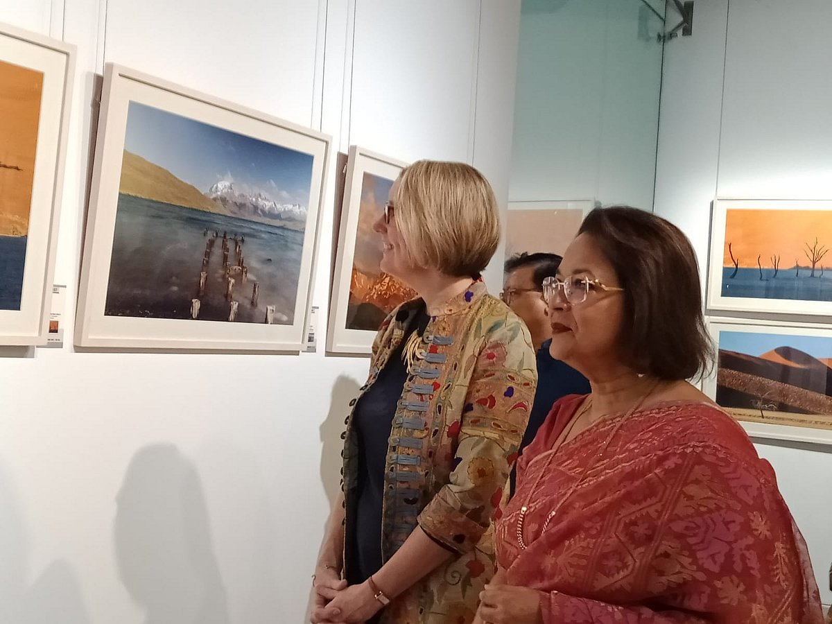 ঢাকায় সাবরিনা ইসলামের আলোকচিত্র প্রদর্শনী উদ্বোধন