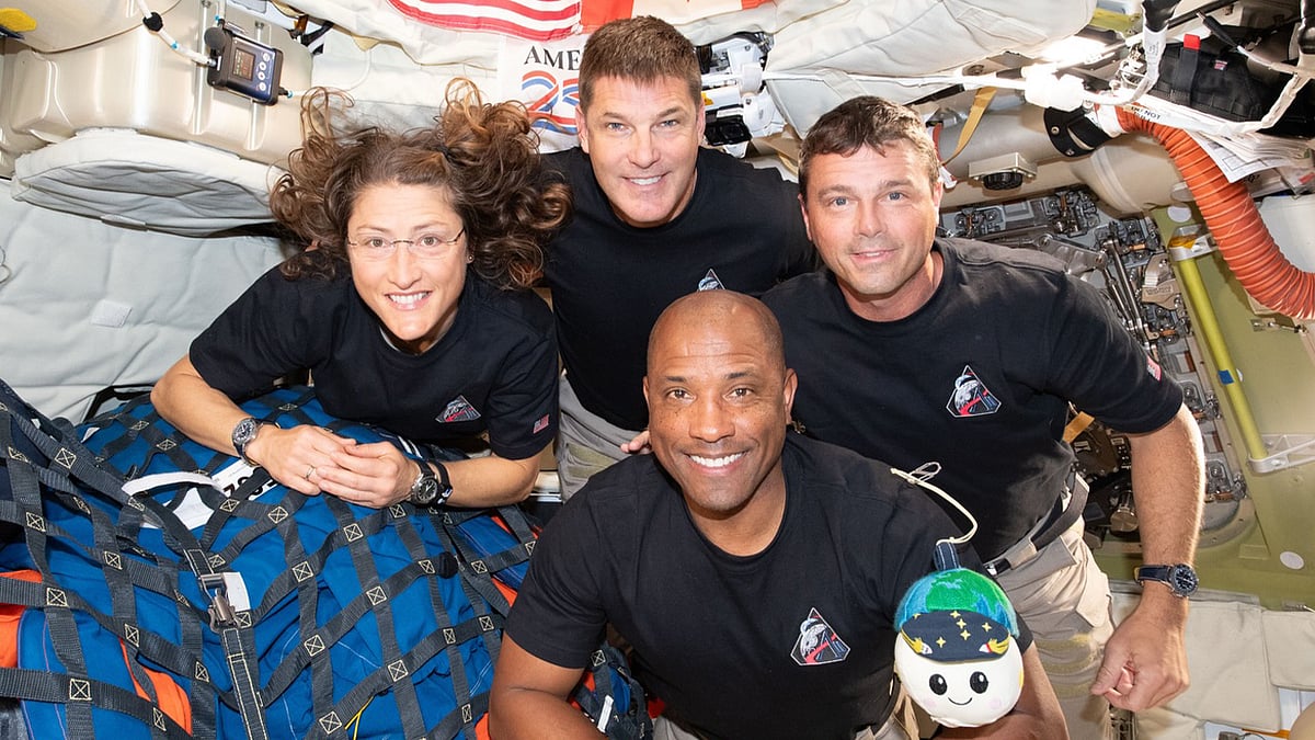 হাড়ক্ষয়, আকর্ষণ কমে যাওয়া, সোশ্যাল অ্যাংজাইটি: চাঁদ থেকে ফেরা নভোচারীদের পড়তে হবে ১০টি কঠিন চ্যালেঞ্জের মুখে