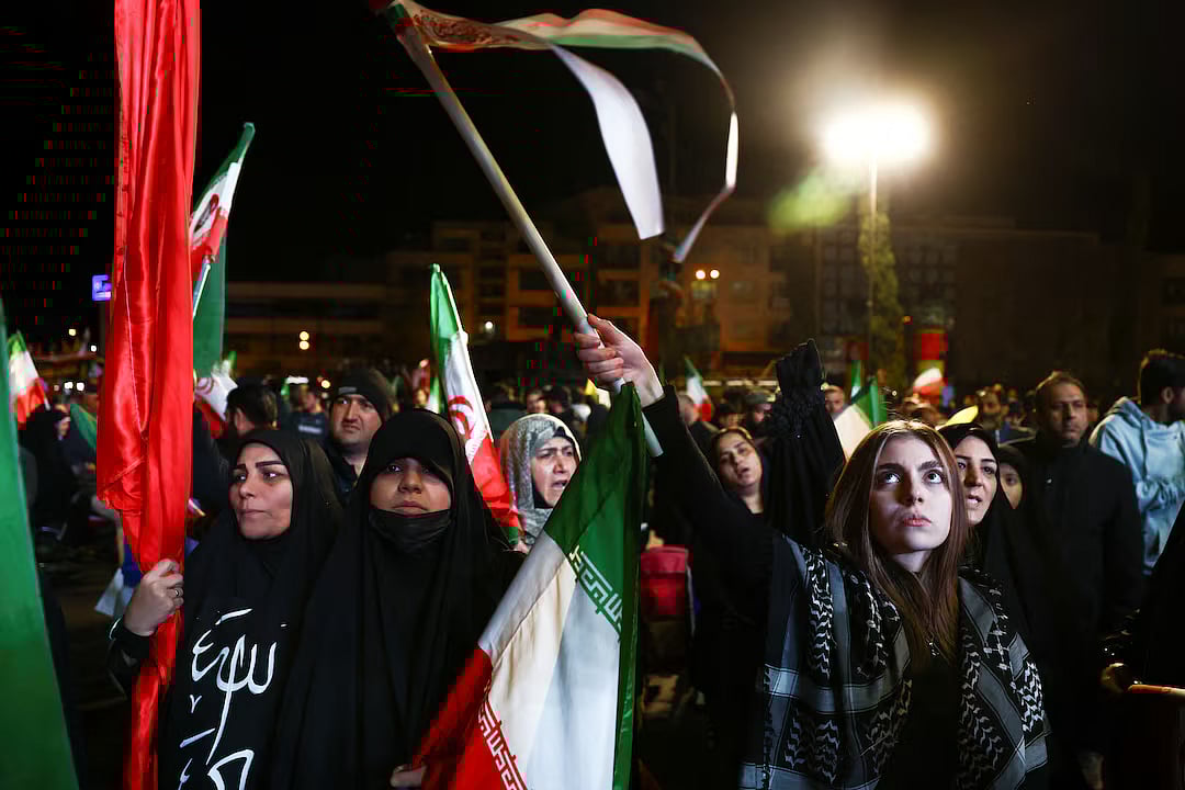 যুদ্ধের পর আত্মবিশ্বাসী ইরান দর-কষাকষিতে সুবিধাজনক অবস্থানে