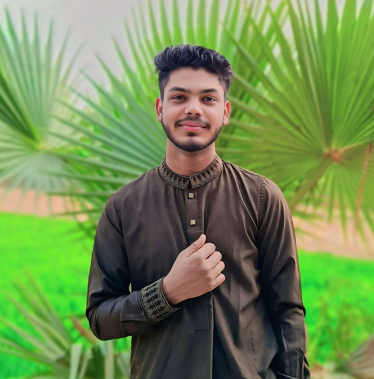 মিরসরাইয়ে দুর্ঘটনার কবলে চার যানবাহন, দুটির মাঝখানে চাপা পড়ে কিশোরের মৃত্যু