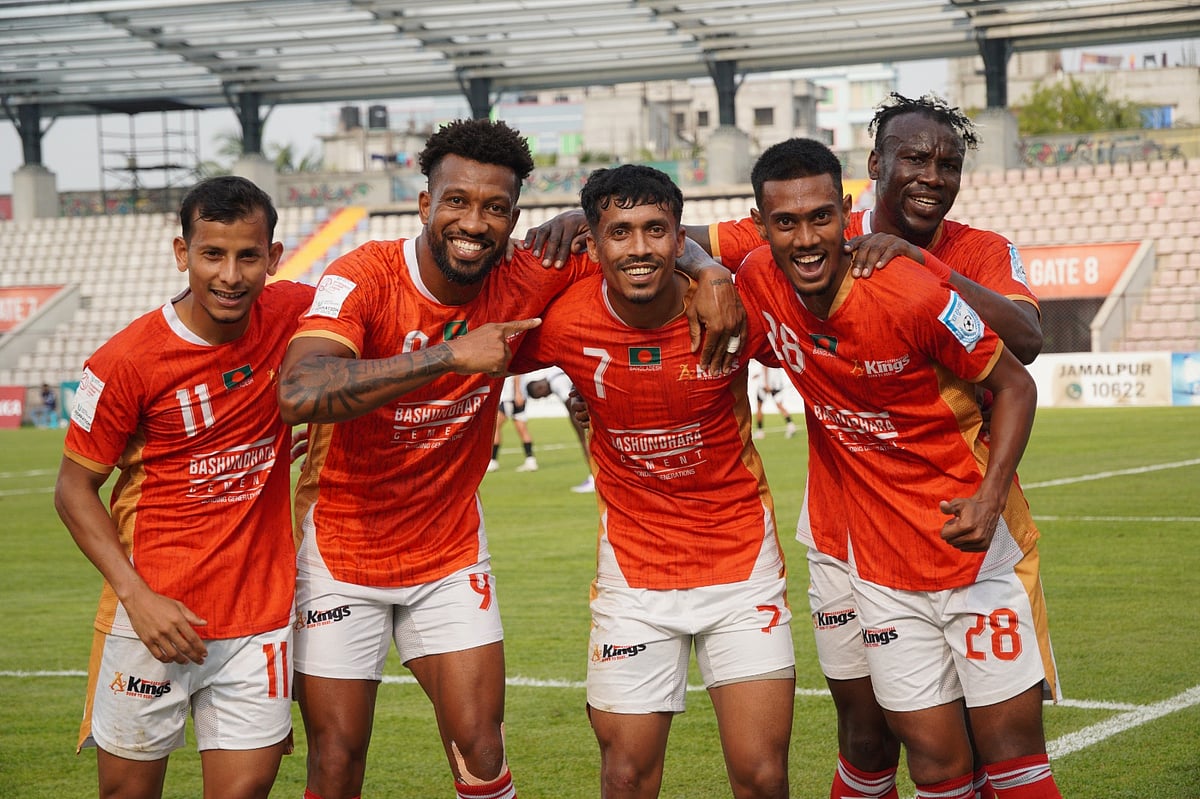 আরামবাগকে হারিয়ে শীর্ষস্থান ধরে রাখল কিংস, দুইয়ে আবার ফর্টিস