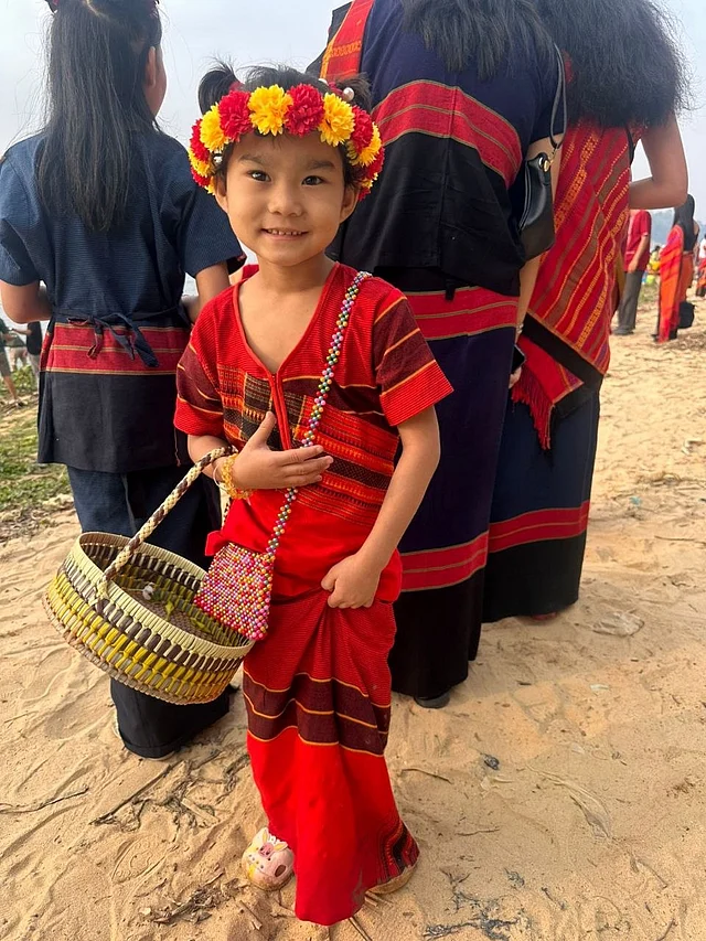 ছোটদের সাজ থেকে চোখ ফেরানো যাচ্ছেনা 