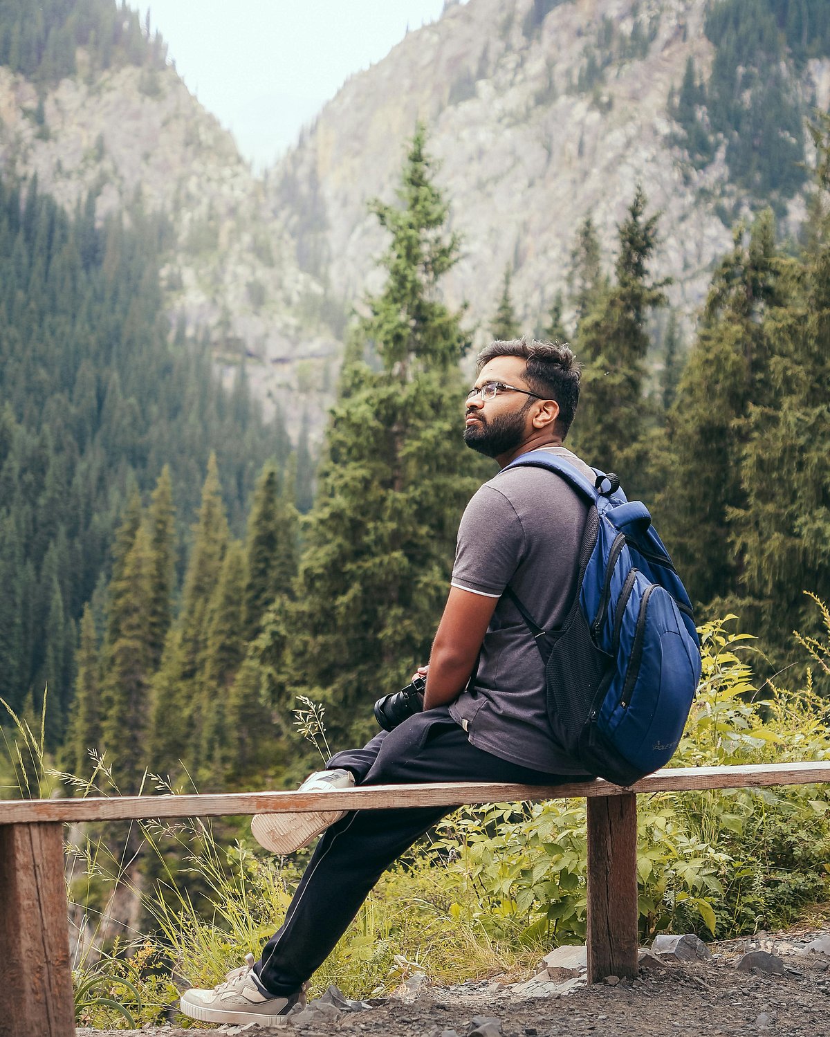 ভ্রমণ একা ভ্রমণ