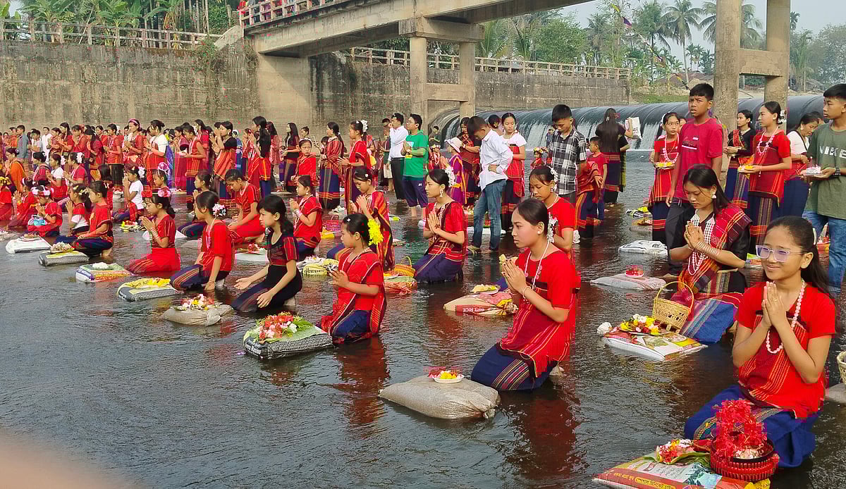 ফুল ভাসিয়ে শুরু হলো বিজু উৎসব, বিশ্বশান্তি কামনা