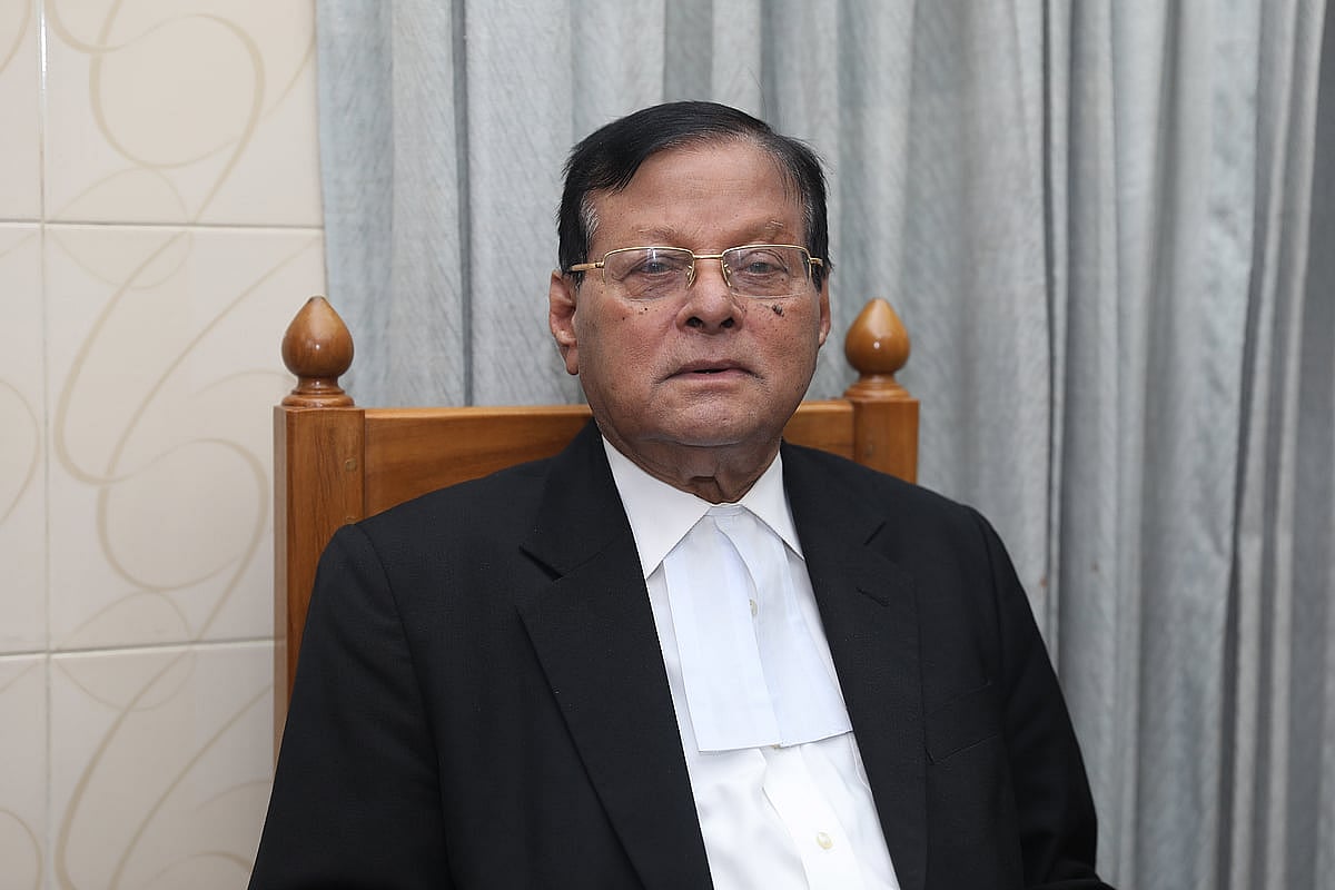 সাবেক আইনমন্ত্রী শফিক আহমেদের দাফন সম্পন্ন