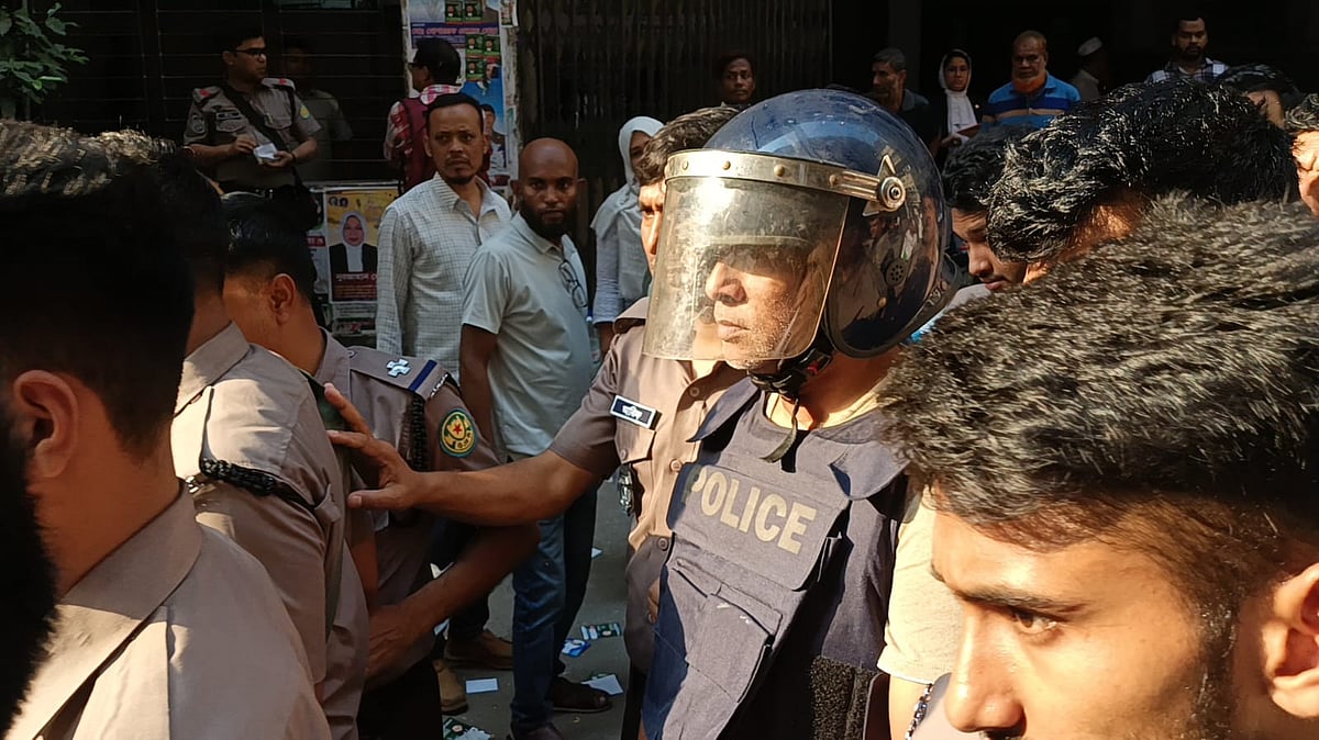 জুলাই হত্যা মামলায় বরখাস্ত সেনা কর্মকর্তা মাঞ্জিল হায়দার আবারও রিমান্ডে