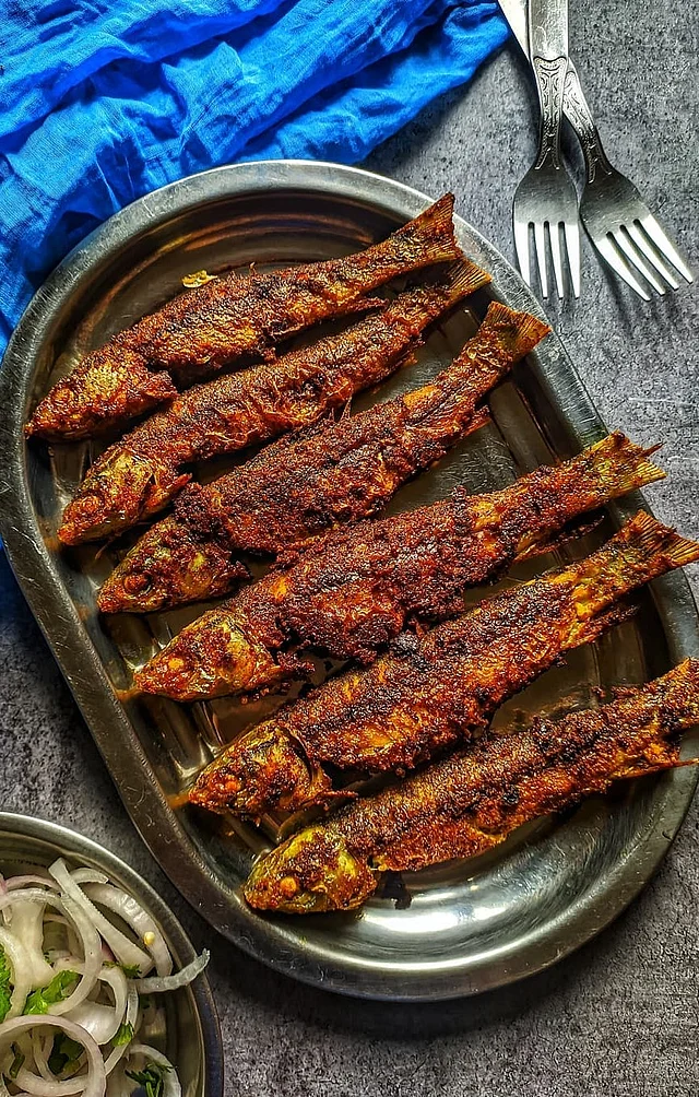 টাটকিনি মাছ কড়কড়ে ভাজা বেশ উপাদেয়