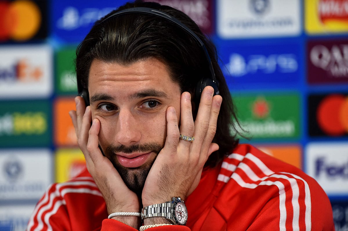 পিএসজিকে হারাতে অ্যানফিল্ডে মরে যেতেও তৈরি লিভারপুলের সোবোসলাই