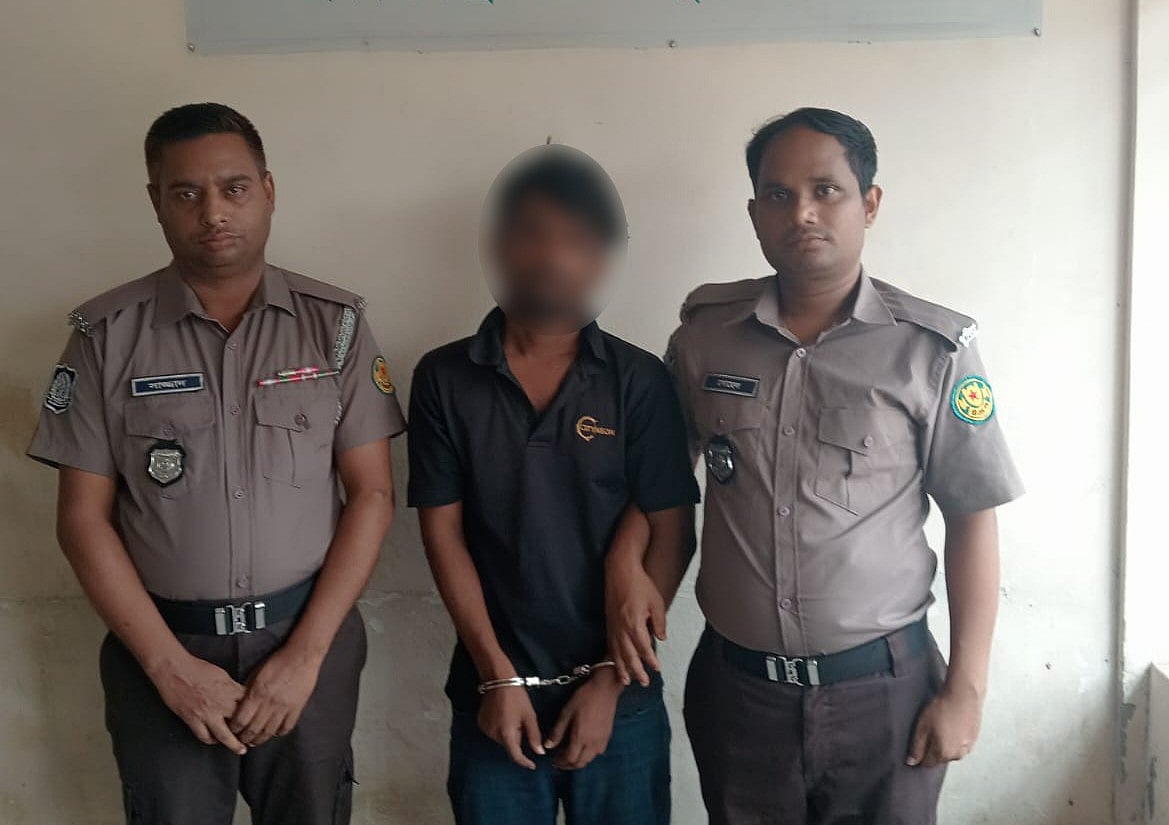 তরুণীদের লক্ষ্য করে প্রতারণা, এক যুবককে গ্রেপ্তারের পর বেরিয়ে এল অনেক তথ্য