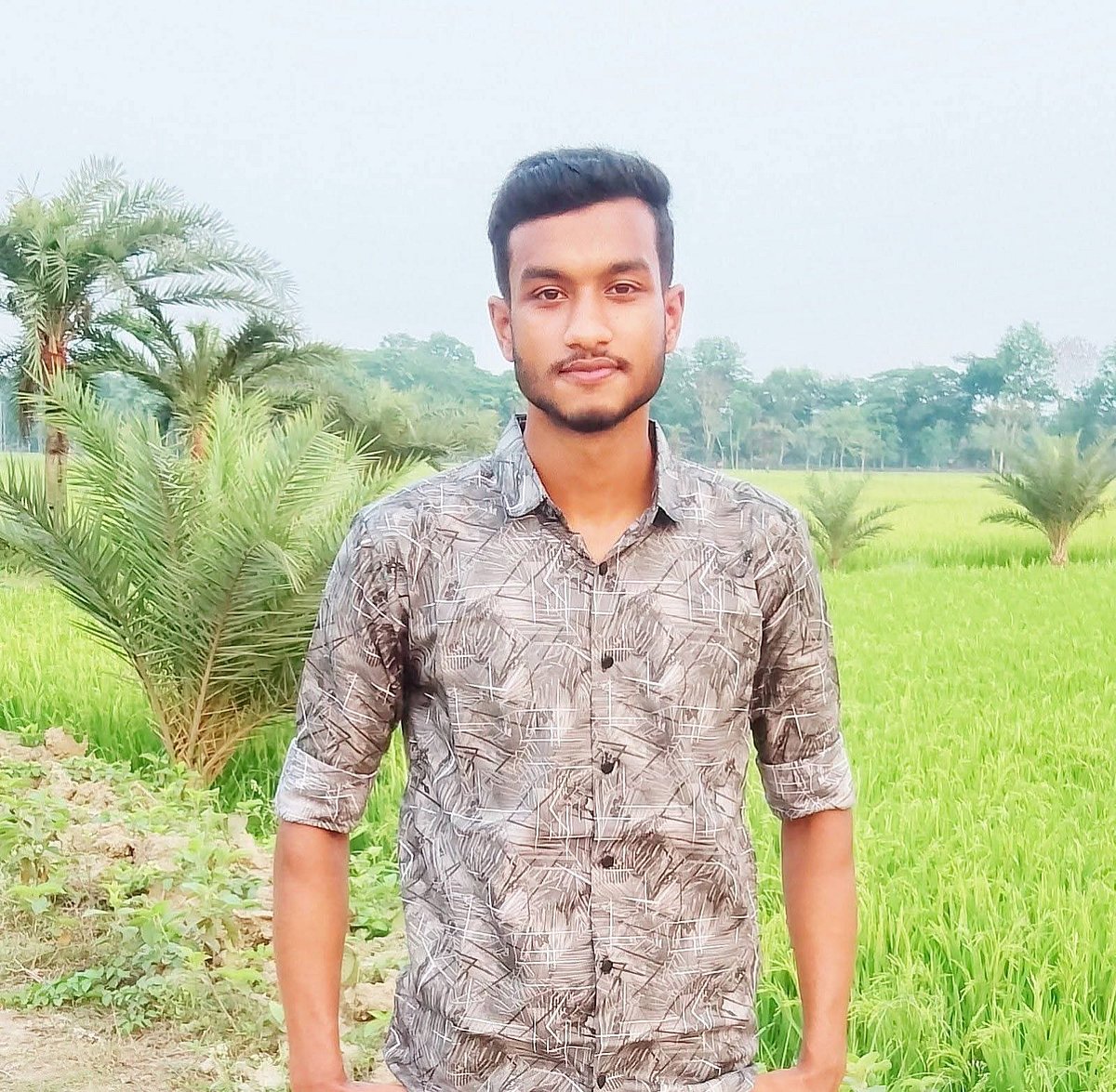 অস্ট্রেলিয়া নেওয়ার কথা বলে নেওয়া হয় নেপালে, তরুণের খোঁজ পাচ্ছেন না মা–বাবা