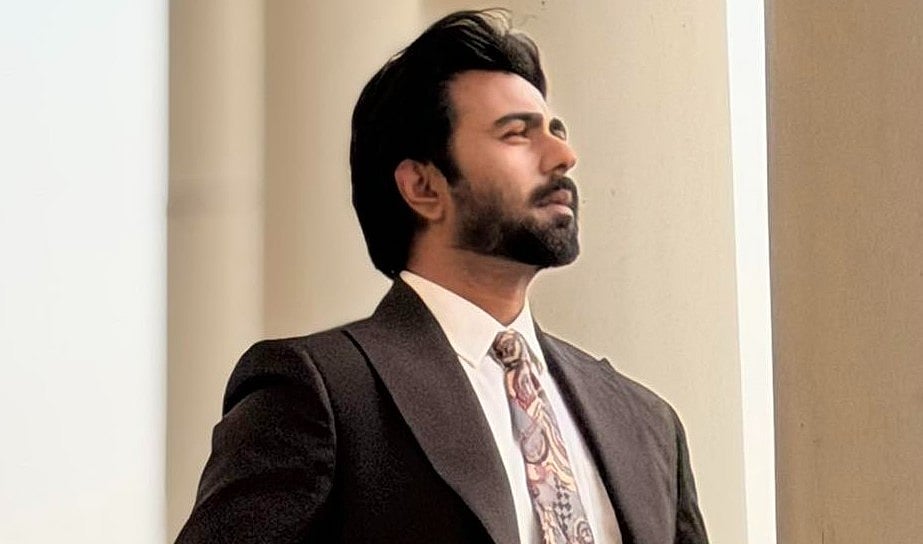 এই ঋণ আমি শোধ করতে পারব না—কার প্রতি এমন কৃতজ্ঞতা অপূর্বর