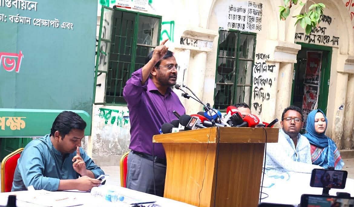 জনগণের প্রত্যাশা উপেক্ষা করে কোনো সরকার টিকতে পারে না: মজিবুর রহমান মঞ্জু