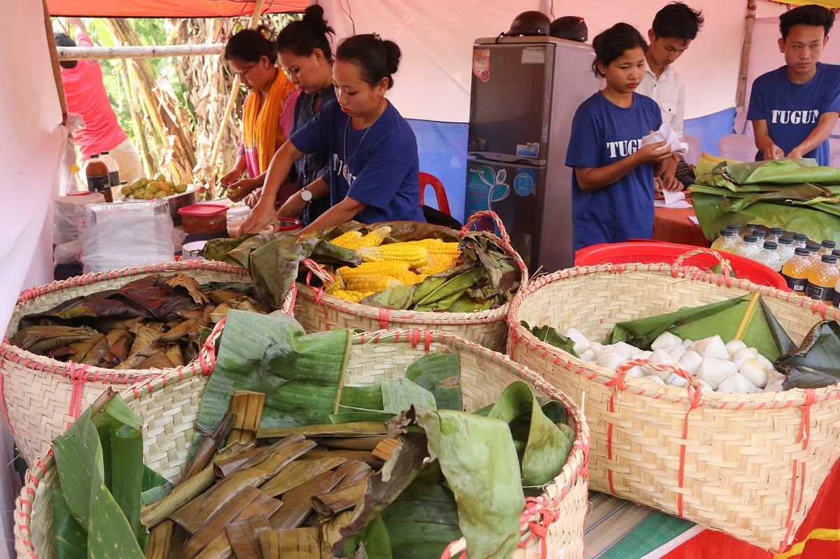 বিজুর দিনের খাবারদাবার