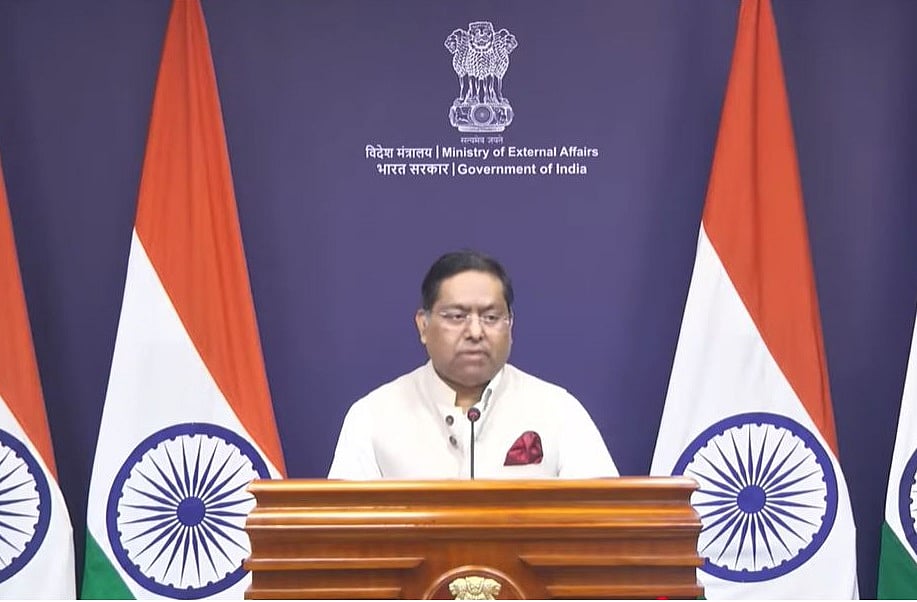 শেখ হাসিনাকে প্রত্যর্পণের অনুরোধ খতিয়ে দেখছে ভারত: জয়সোয়াল